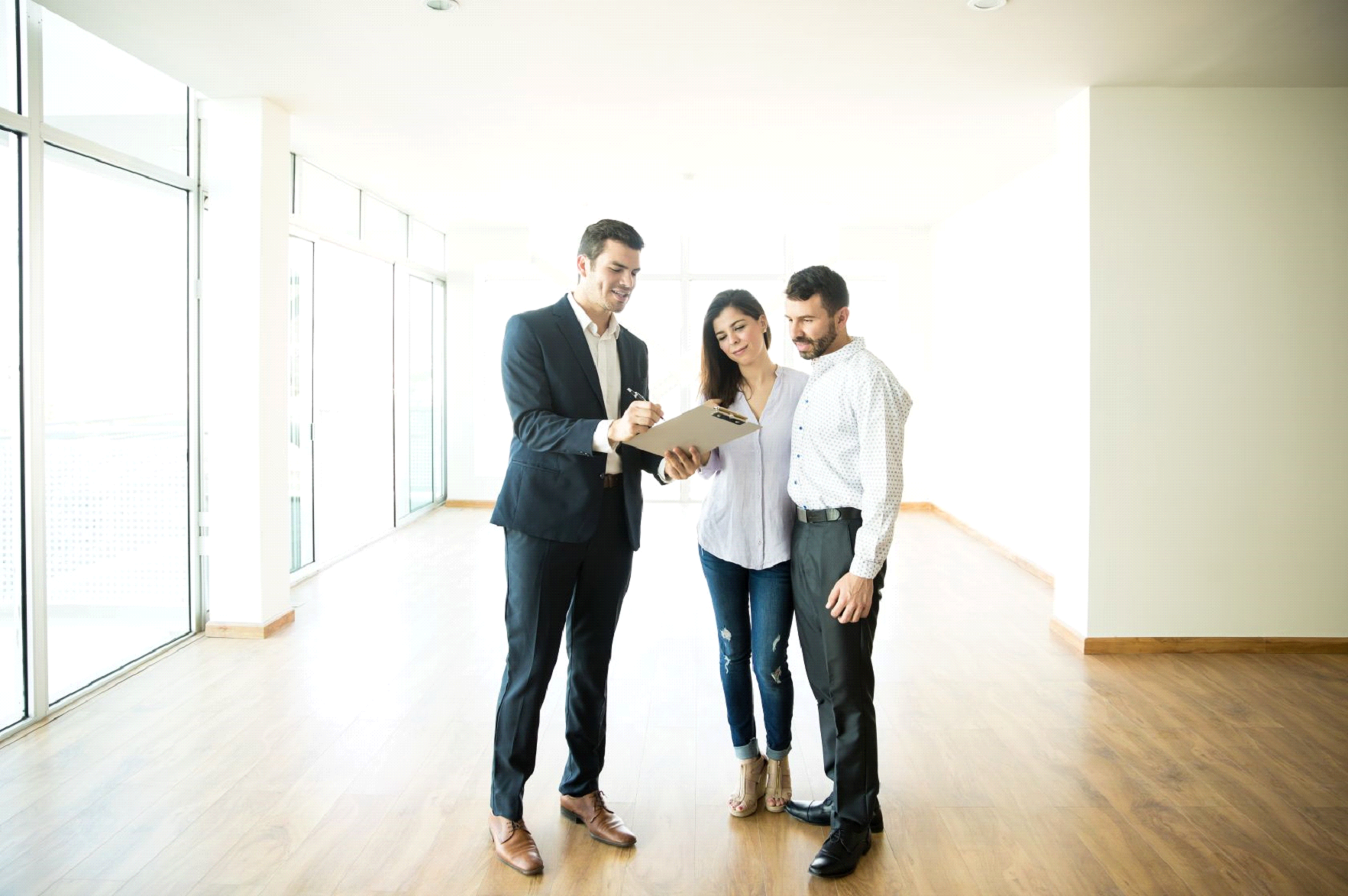 things you should know before becoming a real estate agent 1